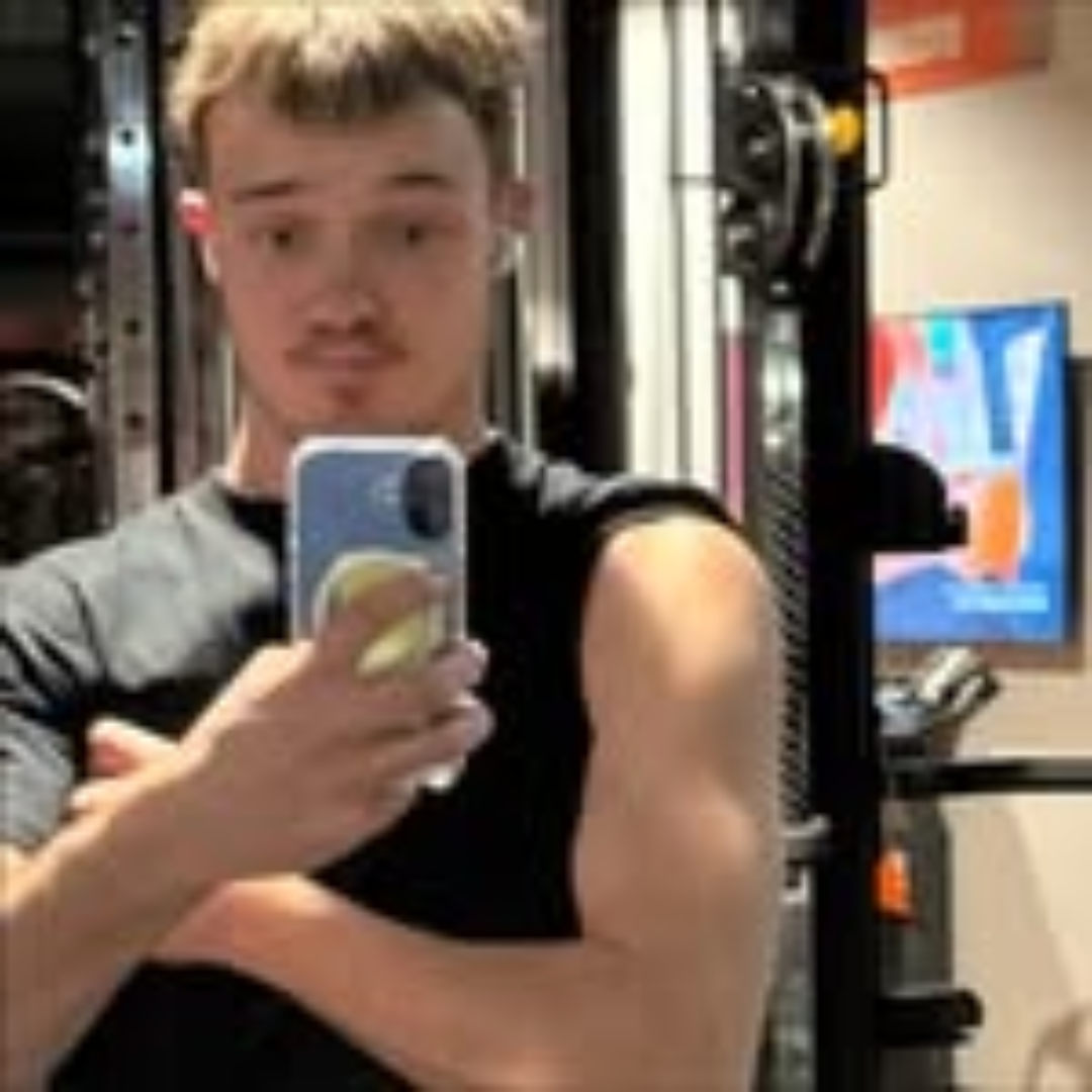 <em><strong>Samuel L.</strong></em>